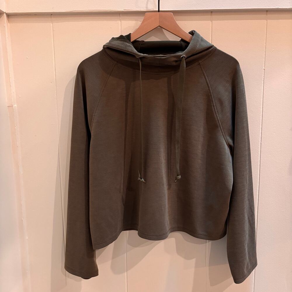 Versona Activewear Dark Green Pullover Hoodie- Sz Large